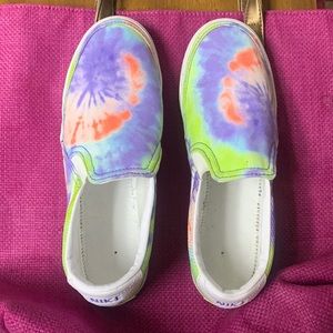 nike tye dye sneakers